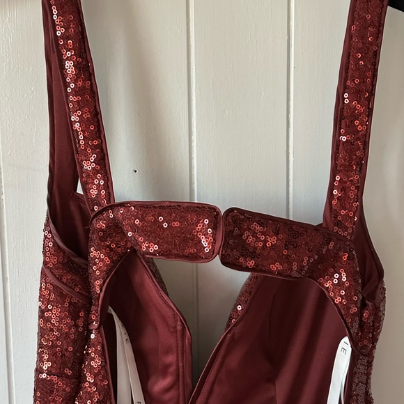 Azazie “Petra” dress in dark red sequins - Picture 10 of 15